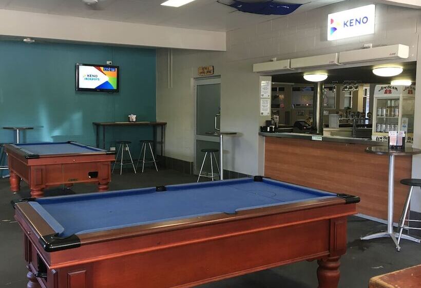 Oonoonba Hotel Motel