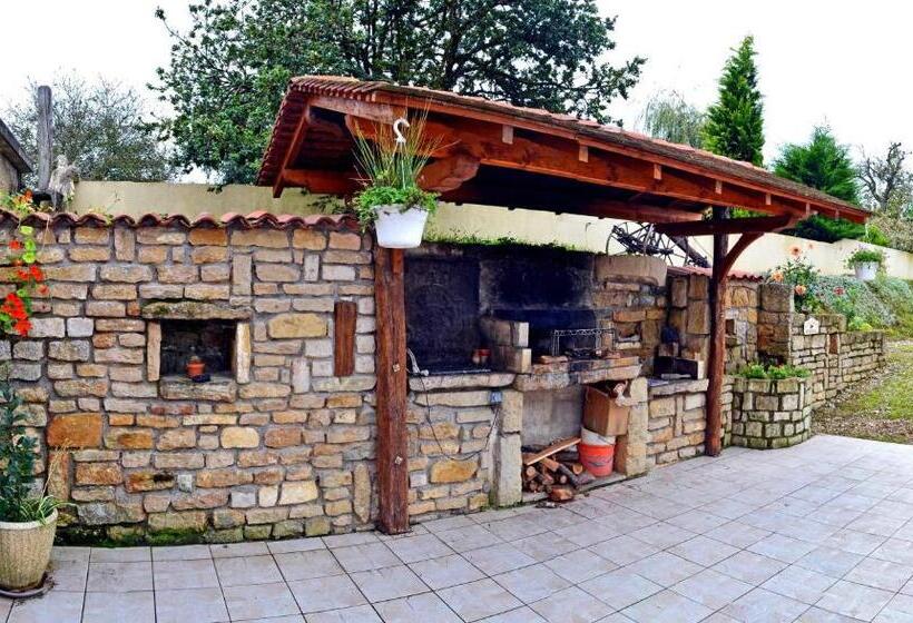 פנסיון La Ferme Des 3 Suissesses