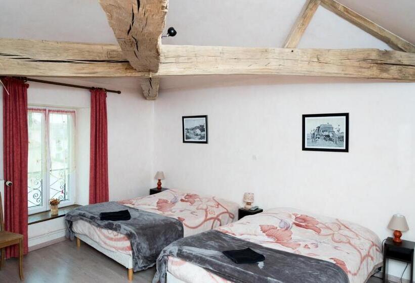 פנסיון La Ferme Des 3 Suissesses