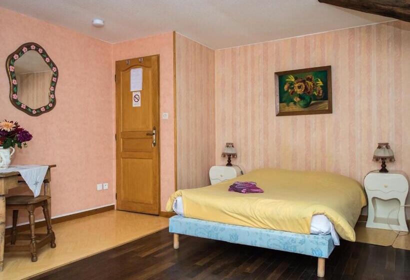 פנסיון La Ferme Des 3 Suissesses