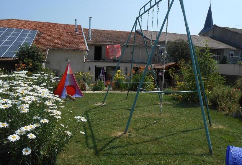 פנסיון La Ferme Des 3 Suissesses