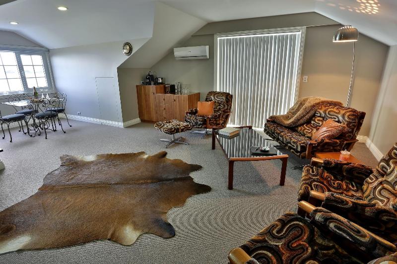 פנסיון The Ark Stanley Luxury Bed And Breakfast