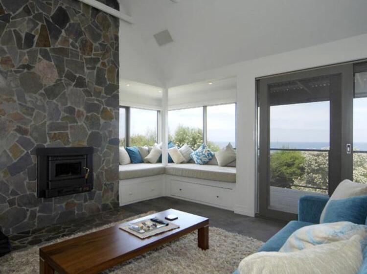 Points South By The Sea