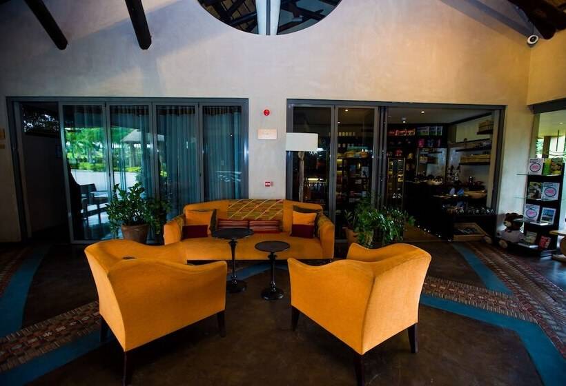 The Royal Senchi Hotel And Resort