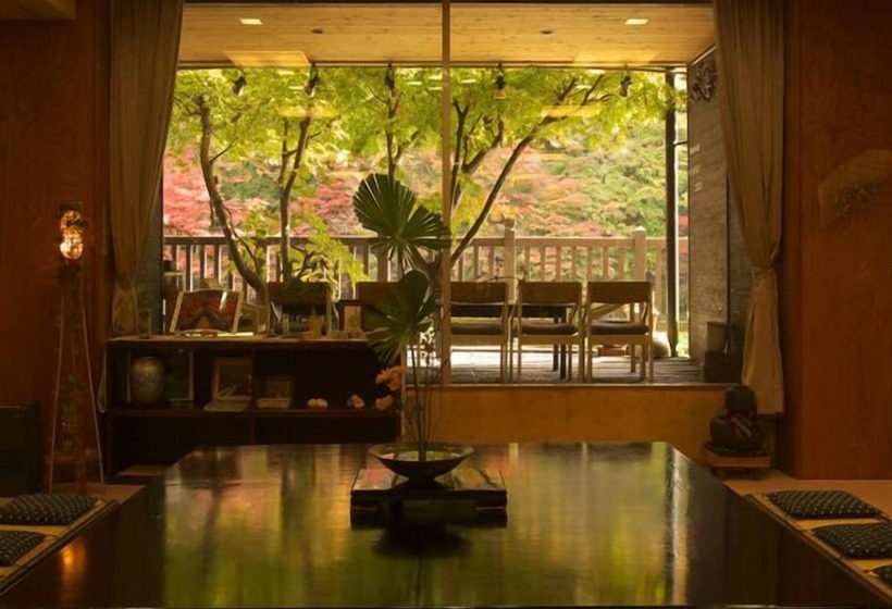 Shiobara Onsen Ryokan Kamiaizuya