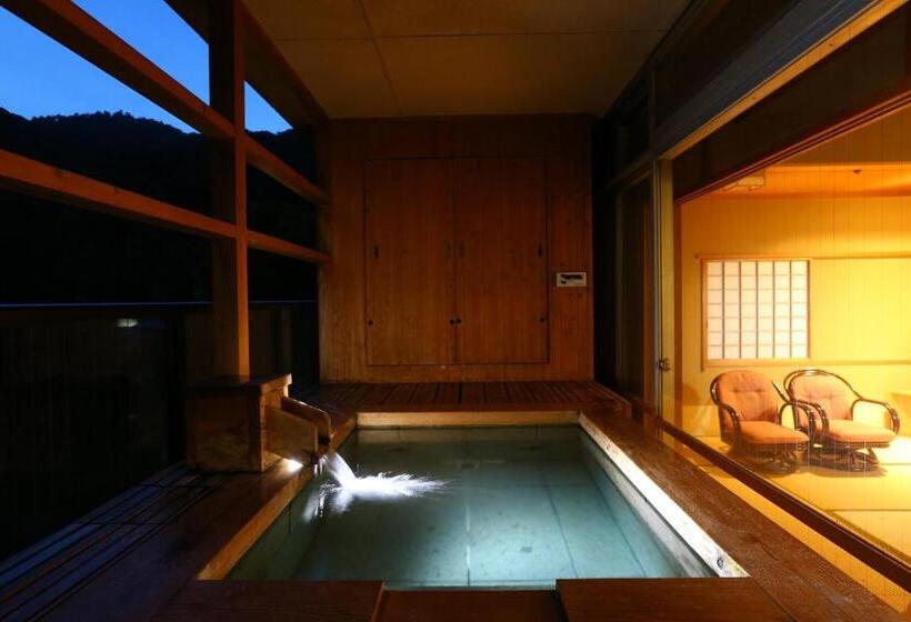 ريوكان Oku Yugawara Sansuirou