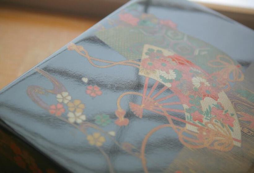 Yamashiro Onsen Ryokan Tatami