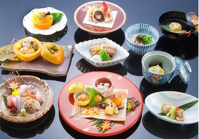 Рёкан Tsukihitei