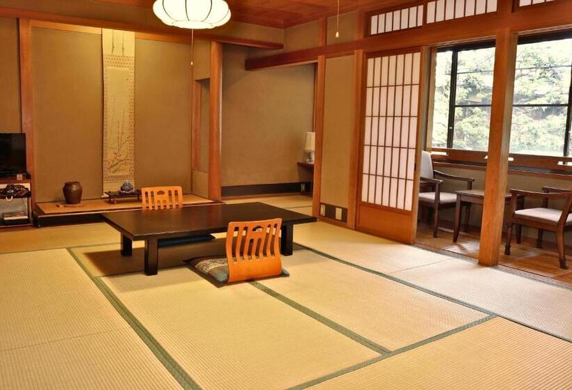 Tsutaya Ryokan
