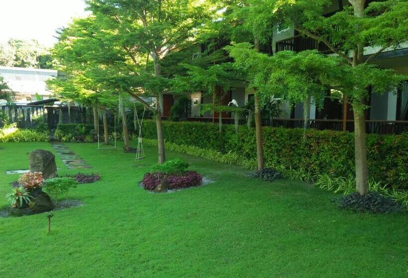 The Breeze Lipe Resort