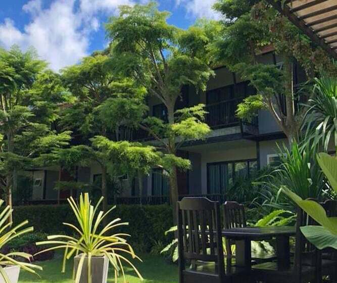 The Breeze Lipe Resort