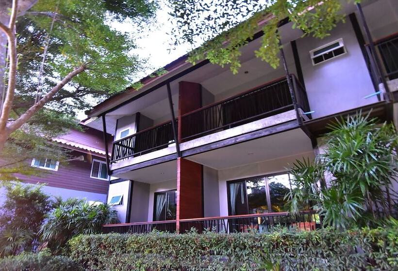 The Breeze Lipe Resort