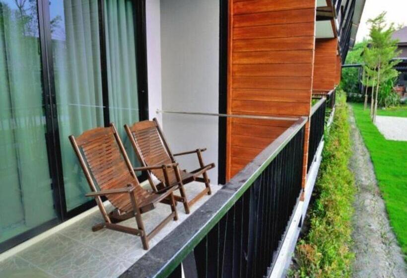 The Breeze Lipe Resort