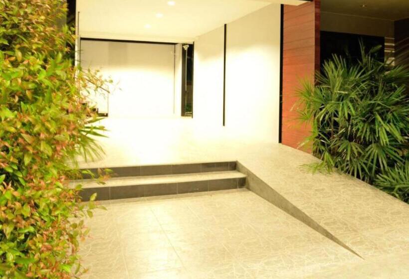 The Breeze Lipe Resort