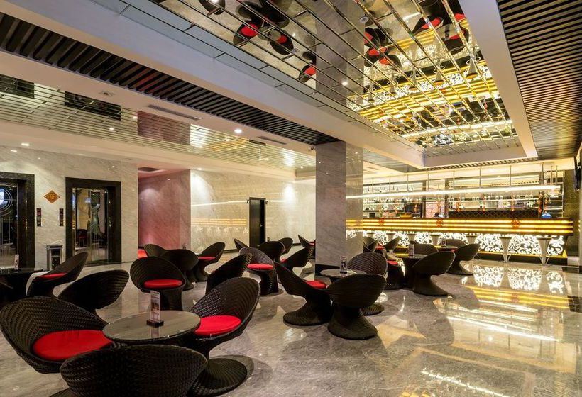 The Litz Hotel & Suites