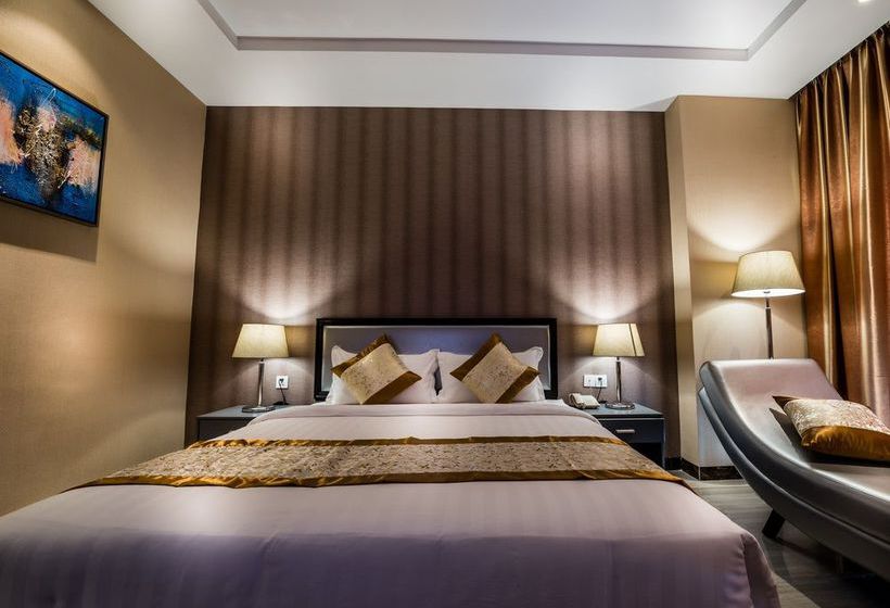 The Litz Hotel & Suites