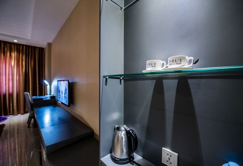 The Litz Hotel & Suites