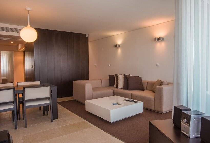 Troia Residence by The Editory  Apartamentos Marina