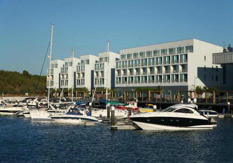 Troia Residence by The Editory  Apartamentos Marina