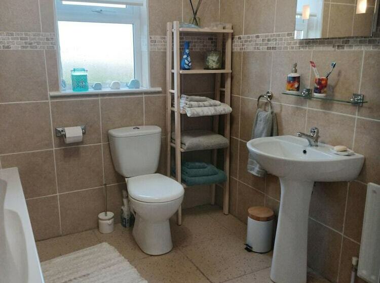 3bd Home From Home In Newtownabbey