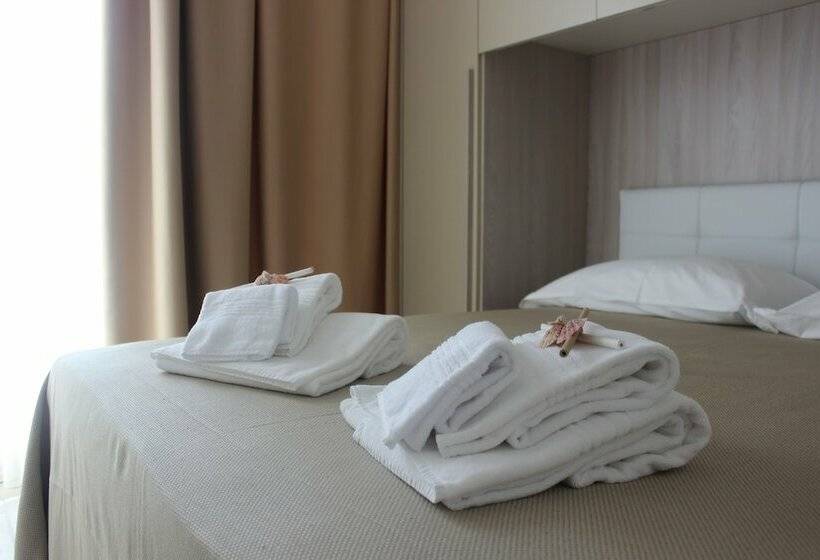 צימר Dimora Girolamo Charming Rooms