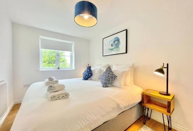 مبيت وإفطار Lovely2bed Bristol Apartmentfree Parking