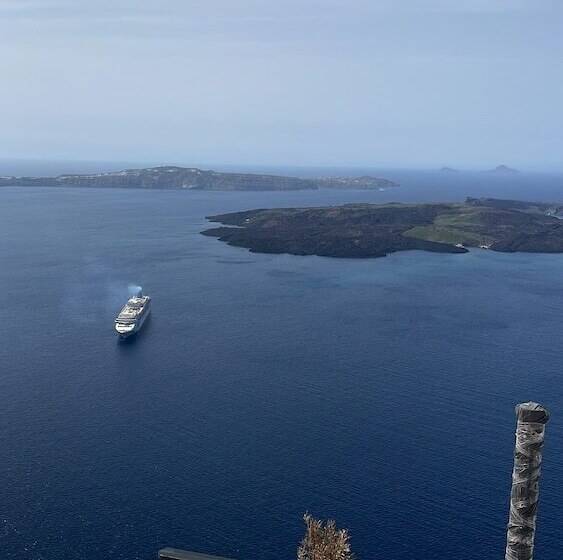 ベッドアンドブレックファースト Maria Paradeiso Resort