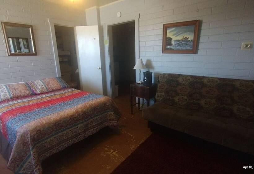 Coppersands Motel & Rv Inc