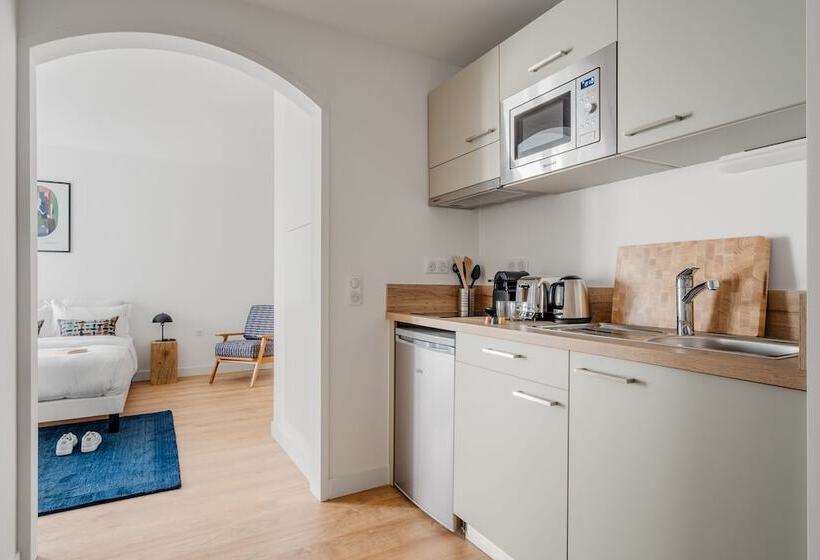 Edgar Suites   Meudon La Forêt