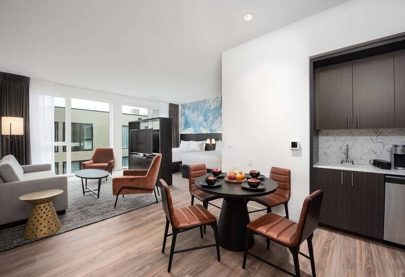 Holman Riverfront Park Hotel Salem, Tapestry By Hilton