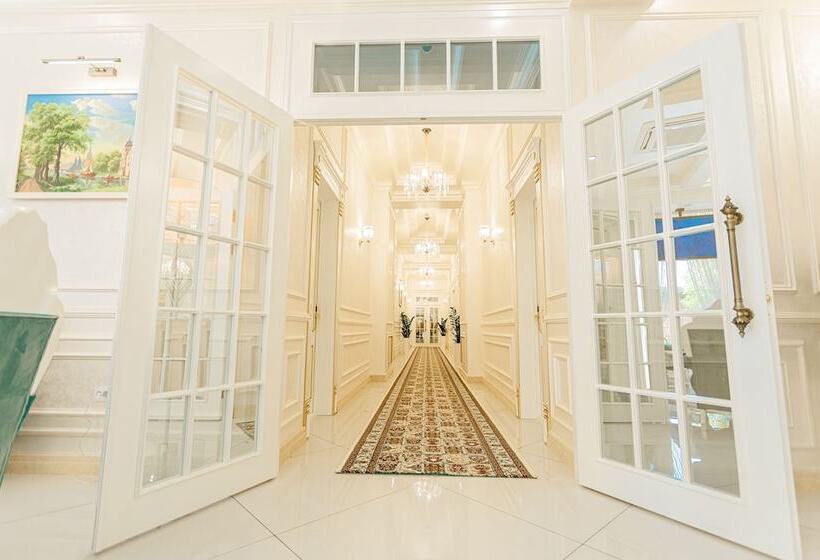 簡易ホテル Royal Hotel Samarkand