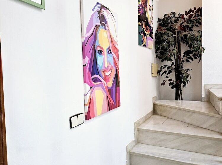 هتل Arc House Plaza