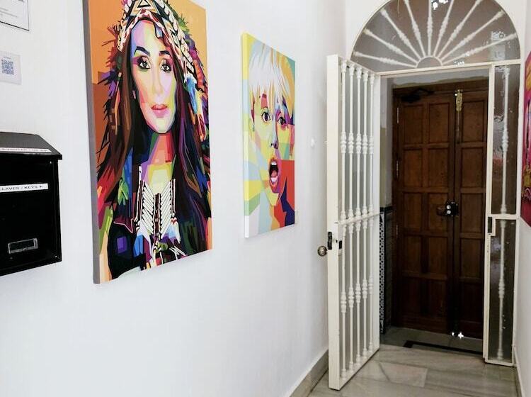 هتل Arc House Plaza