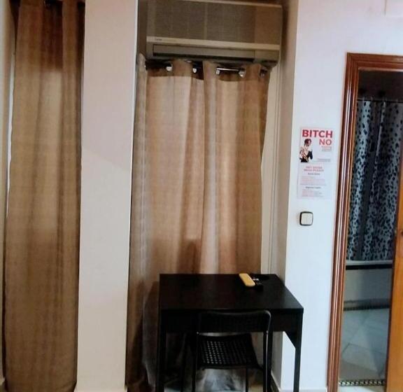 هتل Arc House Plaza