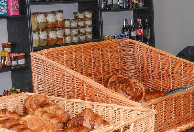 בית מלון כפרי Camping Les 3 Sablières