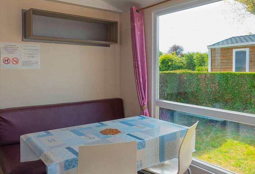 בית מלון כפרי Camping Les 3 Sablières