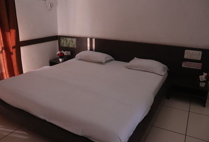 فندق Cbc Residency