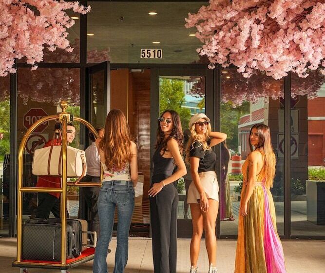 호텔 Dolce By Wyndham Hollywood