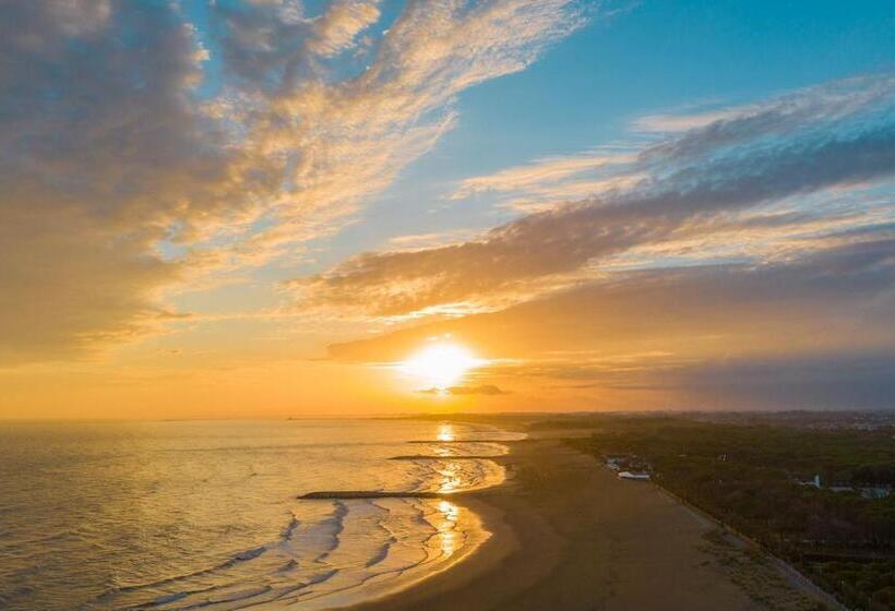 The Green Park Hotel Wellnessspa & Restaurant