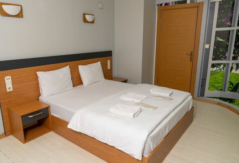 ホテル Heraldic Room