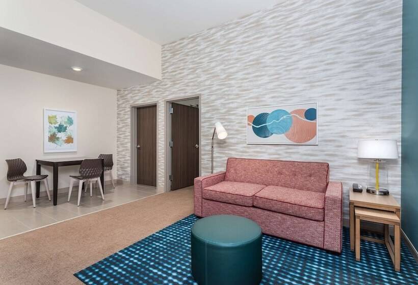 Отель Home2 Suites By Hilton Cedar Rapids Westdale