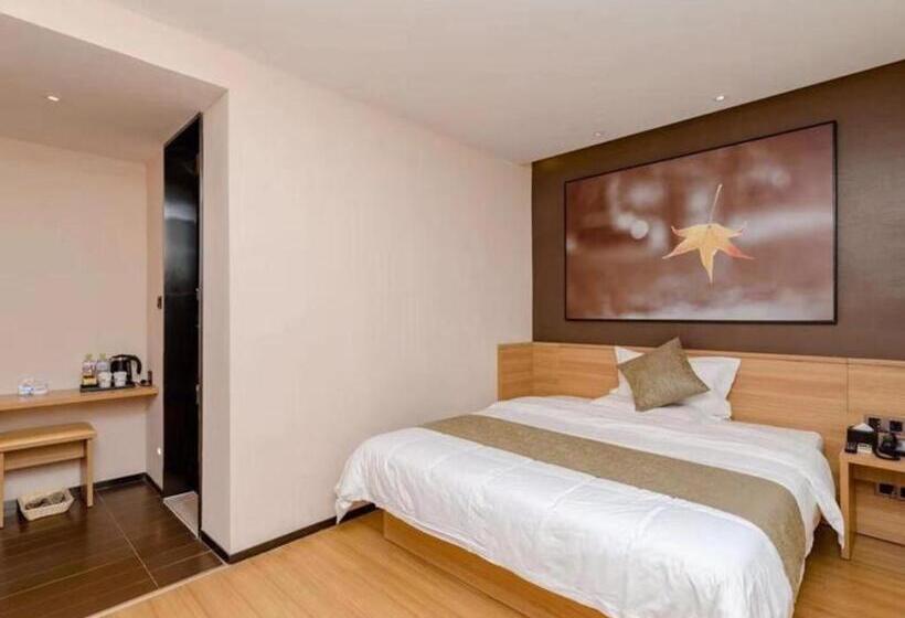 Iu Hotel Binzhou University