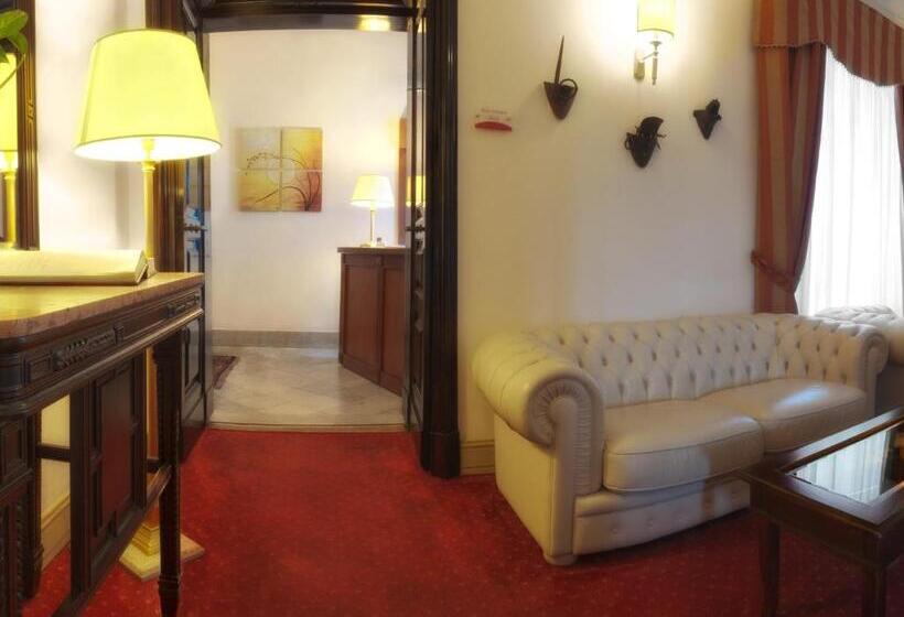 فندق Manganelli Palace