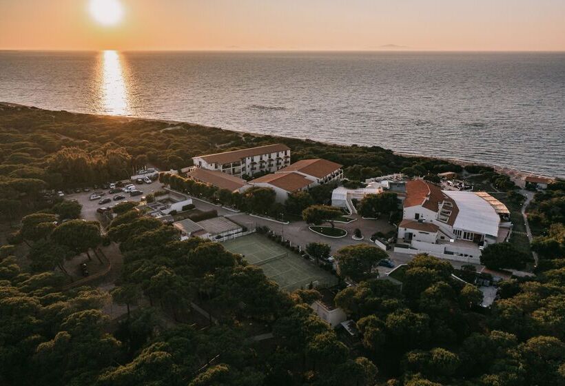 Отель Mclub Del Golfo