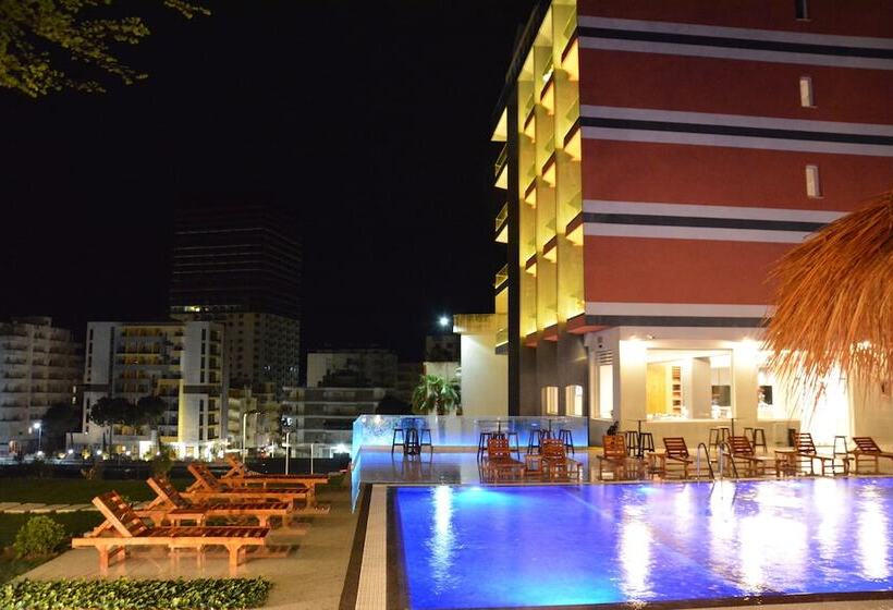 בית מלון כפרי Olivia S Hill Resort