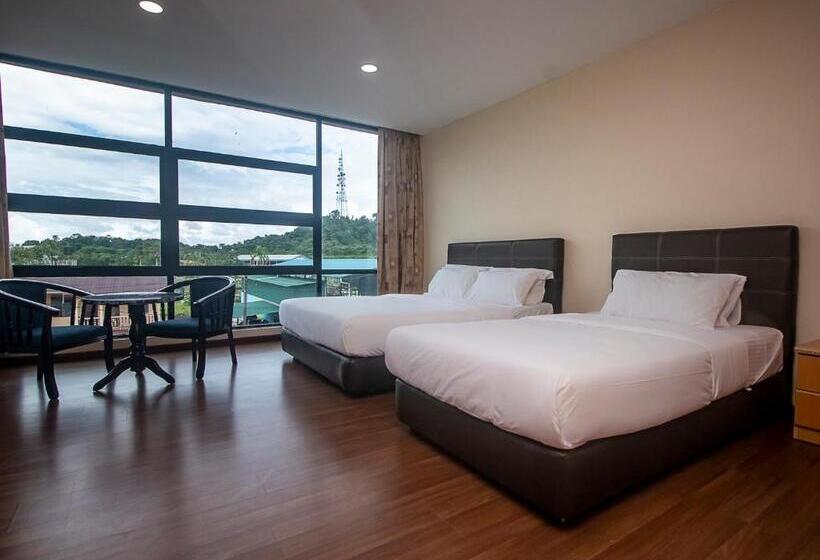 בית מלון כפרי Oyo 90059 Ltk Home