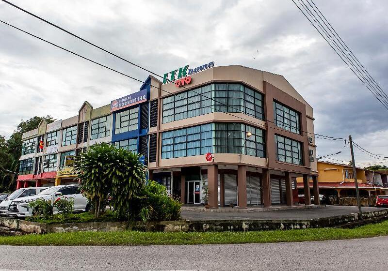 בית מלון כפרי Oyo 90059 Ltk Home