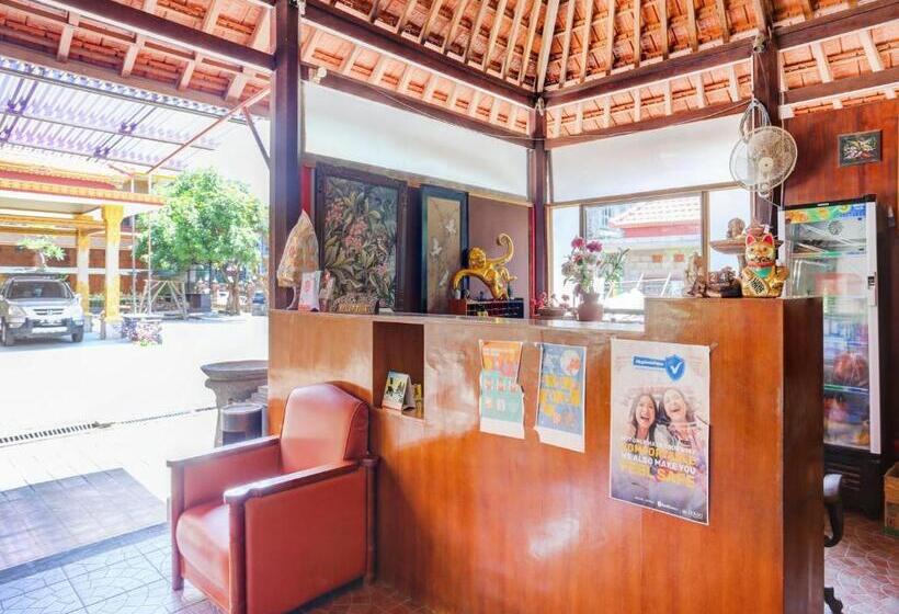 호텔 Oyo 90311 Damai