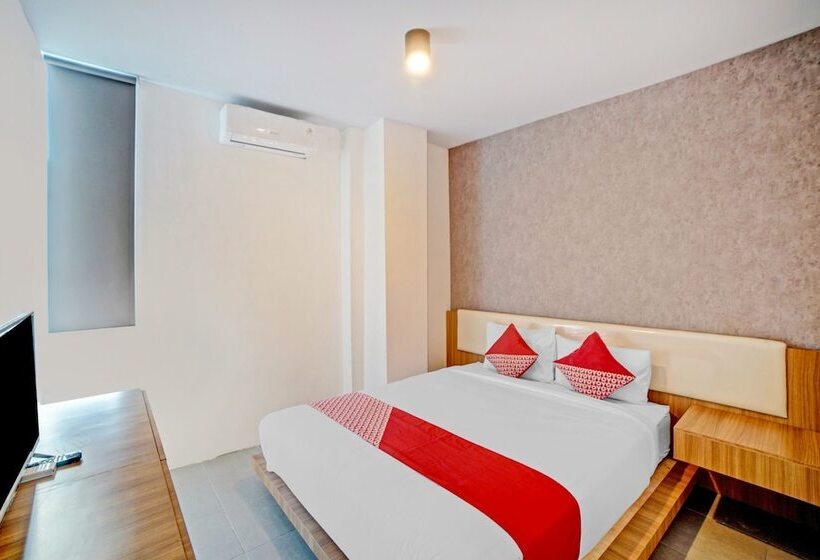 בית מלון כפרי Oyo 90559 Gamacity Residence