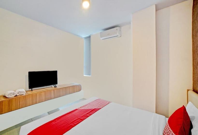 בית מלון כפרי Oyo 90559 Gamacity Residence